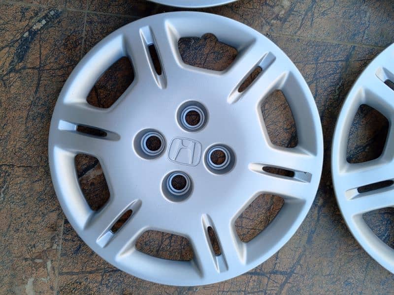 Honda Civic 2005 And Honda City 14 Size Original Japane Wheel Covers 1