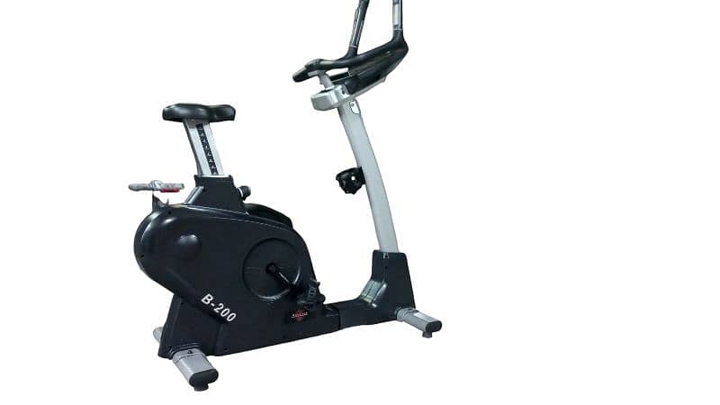 Advance electric upright exercise cycle cycling machine gym magnetic 1