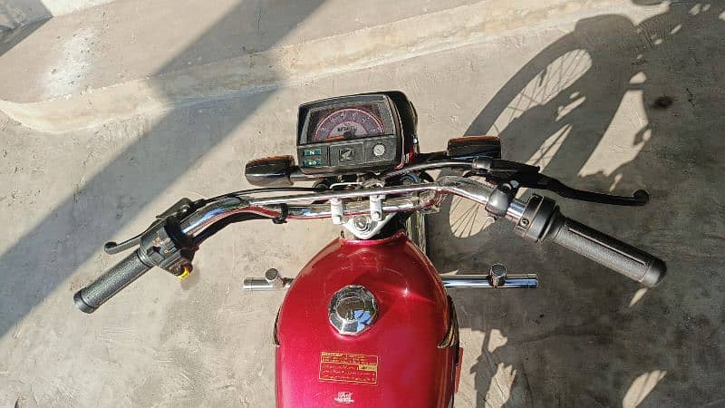 Honda CD 70 red colour 1