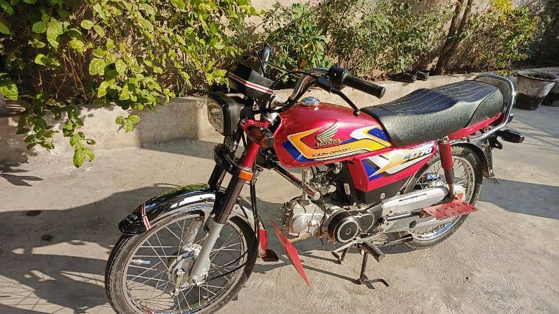 Honda CD 70 red colour 7