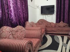 Dewan sofa style, complete set, urgent sale