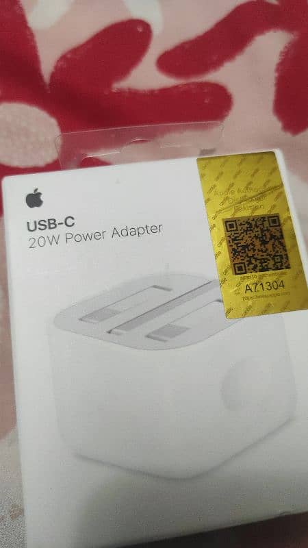 apple original mercantile adapter charger 2