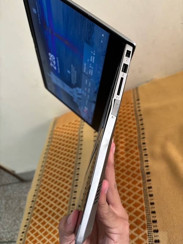 Lenovo thinkbook 14- i5 10th gen 4