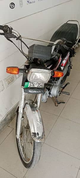 HONDA CD70 2013 3