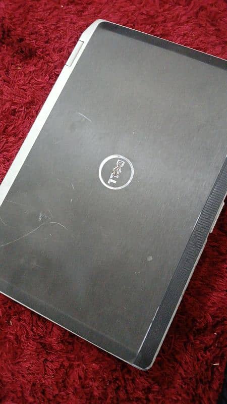 DELL LATITUDE E6420 in original condition 2