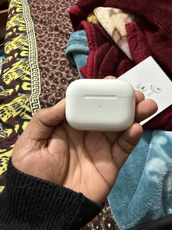 Apple Airpods Pro 4