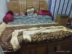 Woode Bed for Sell