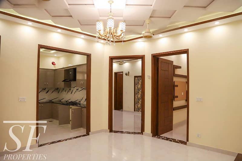 Ten Marla Upper Portion in Bahria Town Lahore 17