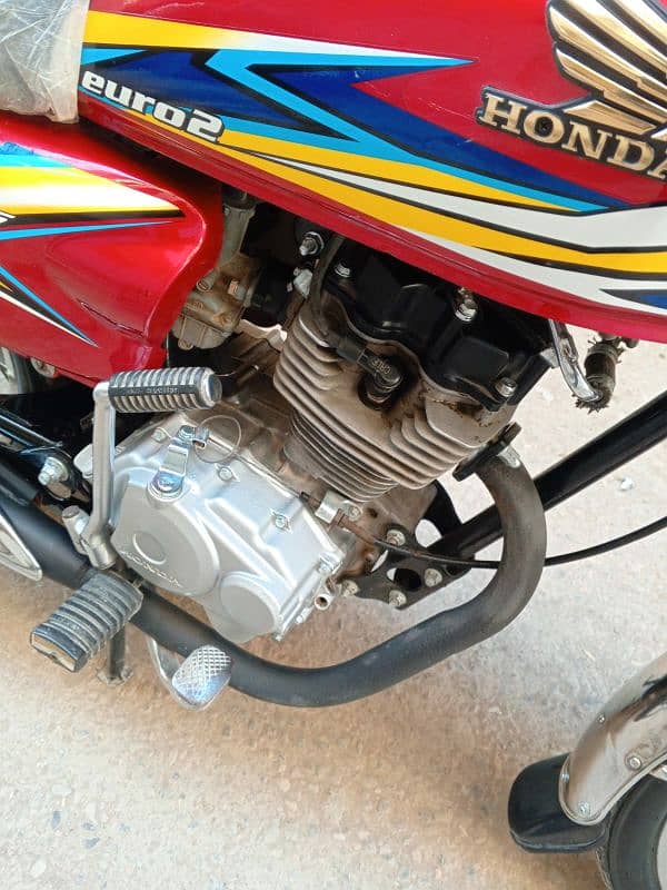 Honda. 125 2019 6