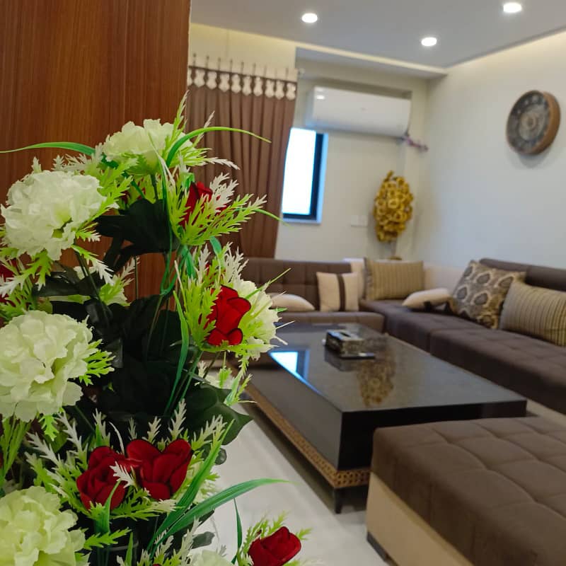 Pent House For Rent in Bahria Town Lahore 5