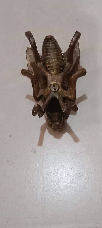 Handcrafted Brass Antique Decorative Insect Sculpture. 3