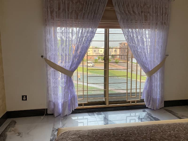 12-Marla Furnished Upper Portion in Bahria Town Lahore 0