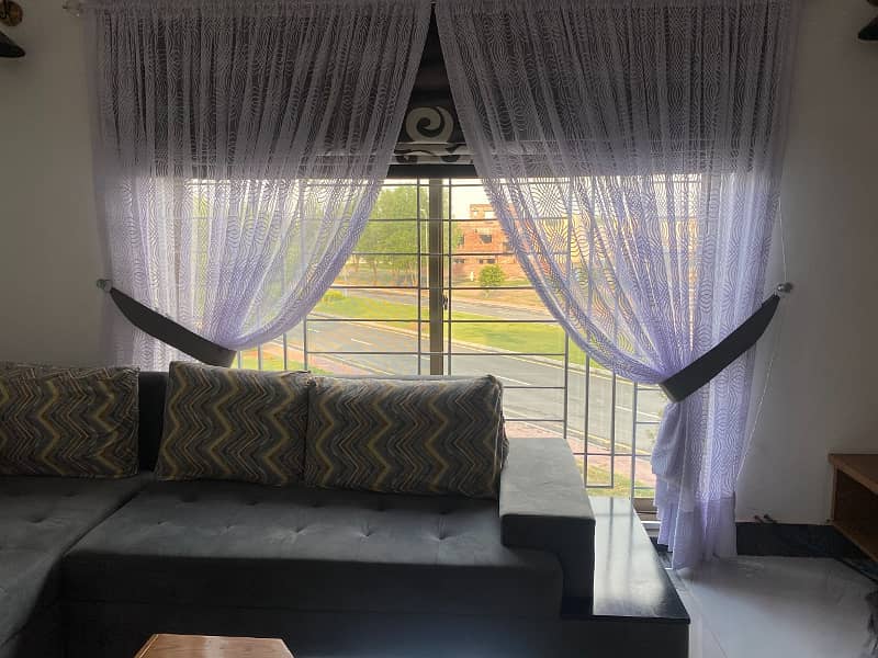 12-Marla Furnished Upper Portion in Bahria Town Lahore 1