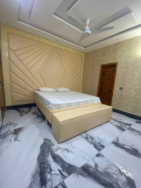 12-Marla Furnished Upper Portion in Bahria Town Lahore 12