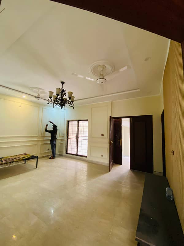 Seven Marla House For Rent in Bahria Town Lahore 5