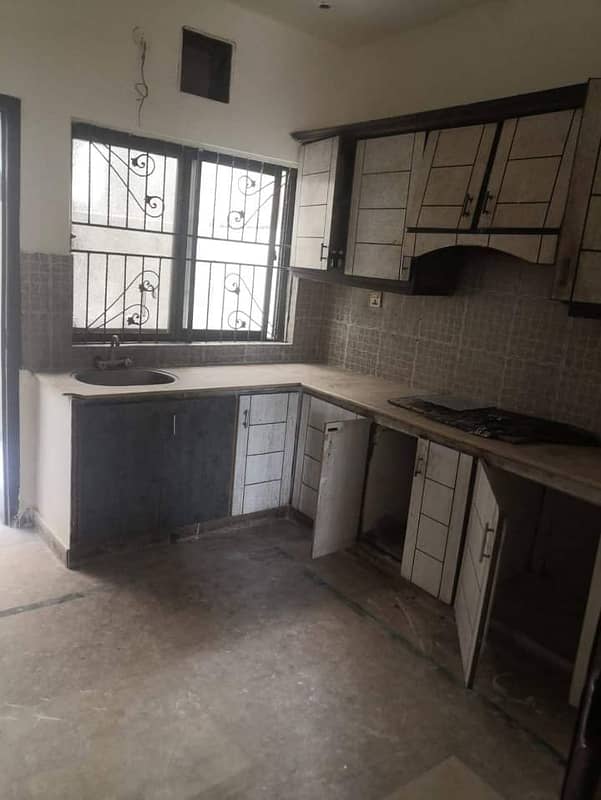 3.5 Marla Beautiful House For Sale In Johar Town 4