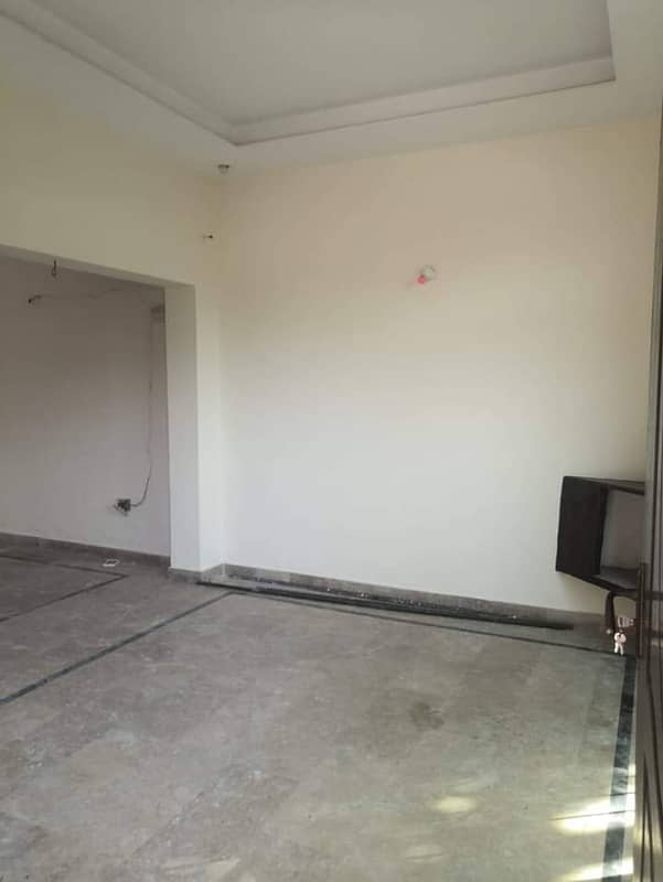 3.5 Marla Beautiful House For Sale In Johar Town 7