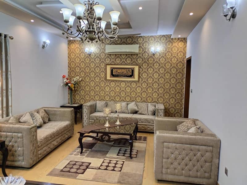 Furnished Upper Portion in Bahria Town Lahore 0