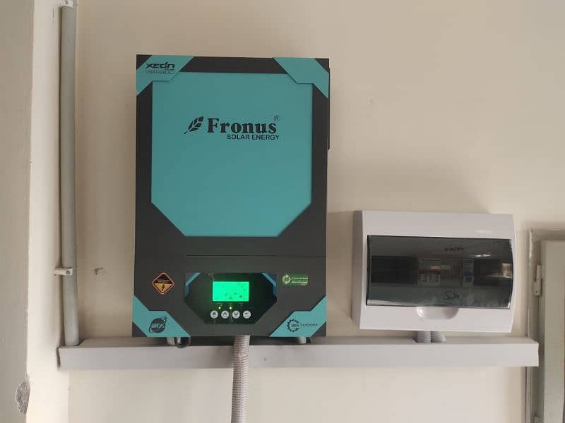 Fronus 3.2Kw invert one month used 4