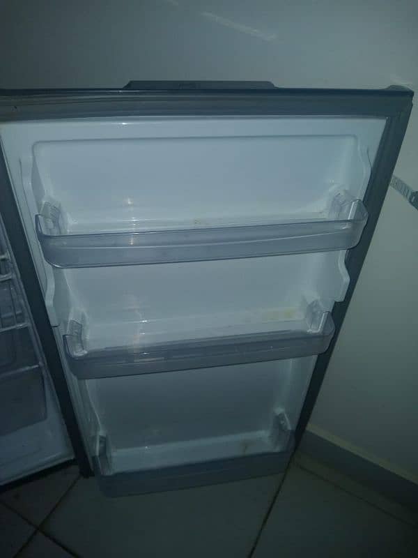 Dawlance Room Fridge 4