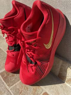 Nike kyrie flytrap 3 university red basketball shoes