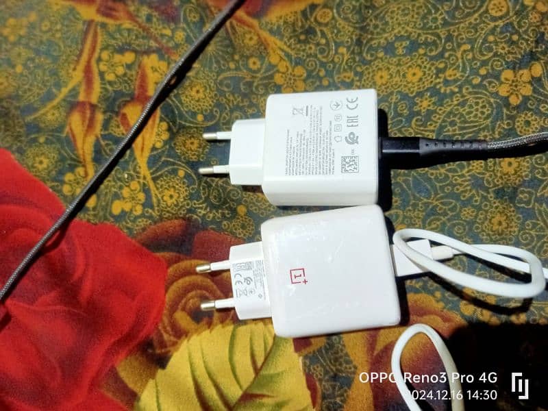 OnePlus and Samsung charger 3