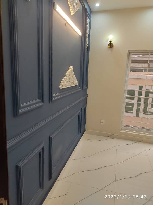 5 Marla Beautiful House Available For Sale In Johar Town 8