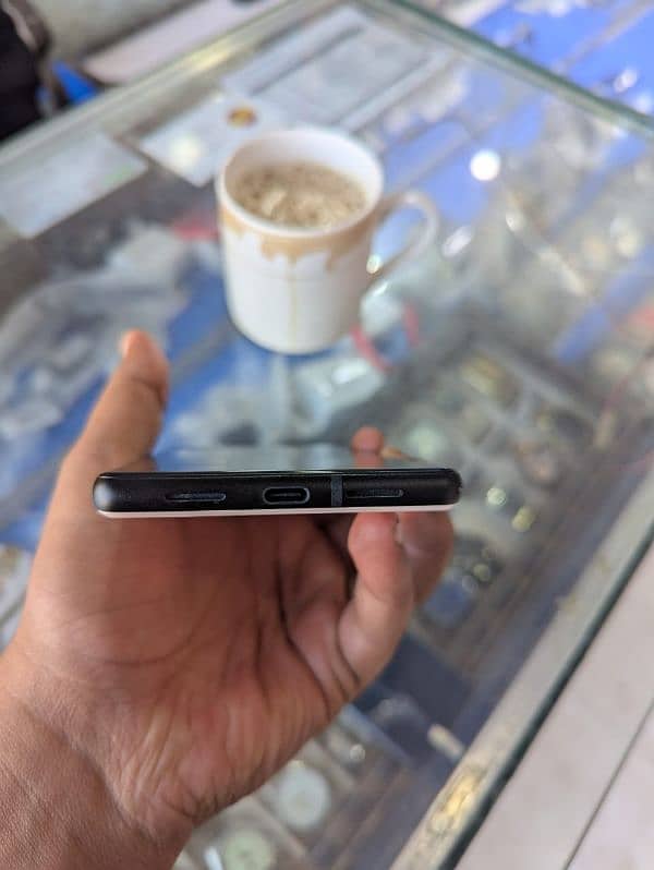 Google pixel 6 For sell 3