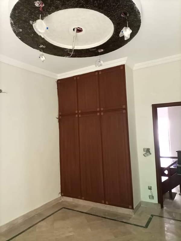 5 Marla Beautiful House For Sale In Johar Town 2