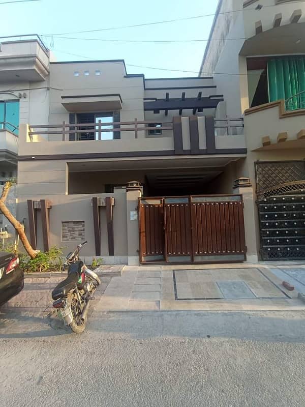 5 Marla Beautiful House For Sale In Johar Town 5