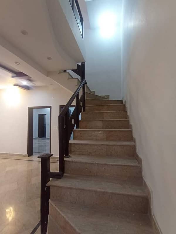 5 Marla Beautiful House For Sale In Johar Town 14