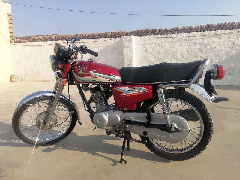 Honda 125 ,Chakwal number 0