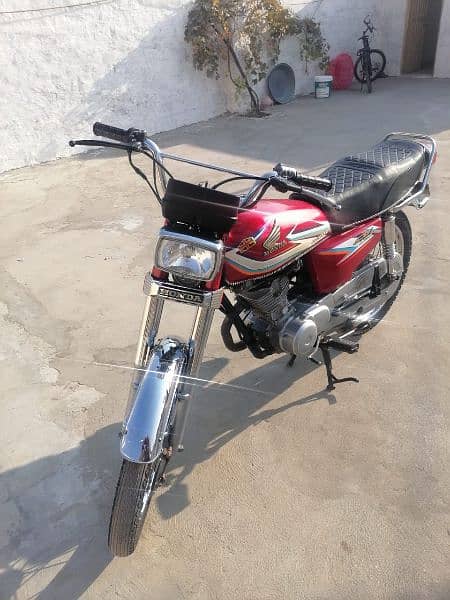 Honda 125 ,Chakwal number 2