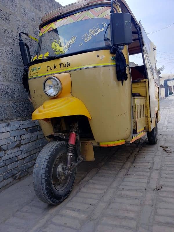 Tuk tuk tez raftar 0