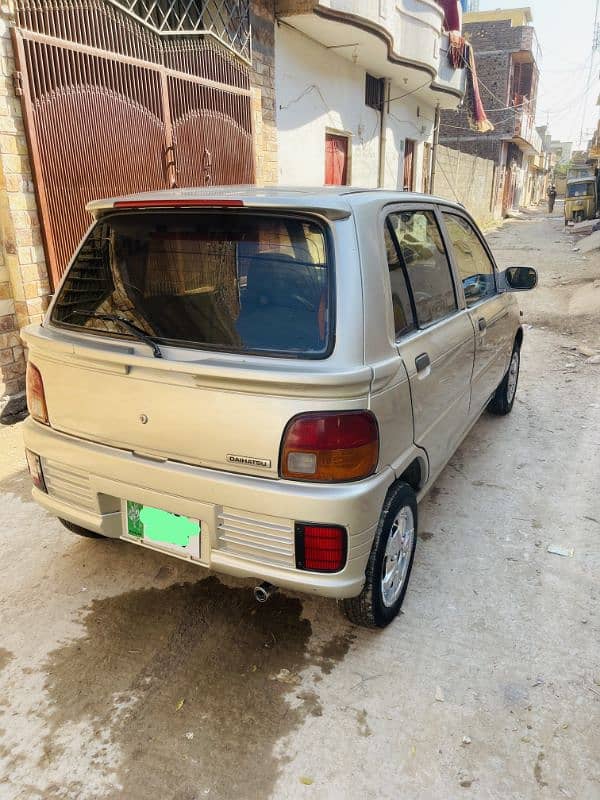 Daihatsu Cuore 2003 3