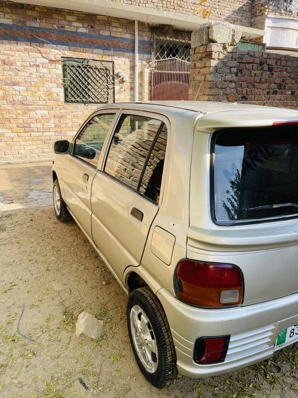 Daihatsu Cuore 2003 8