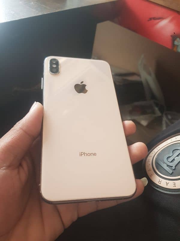 iPhone xs max non pta 10by9 64gb 0