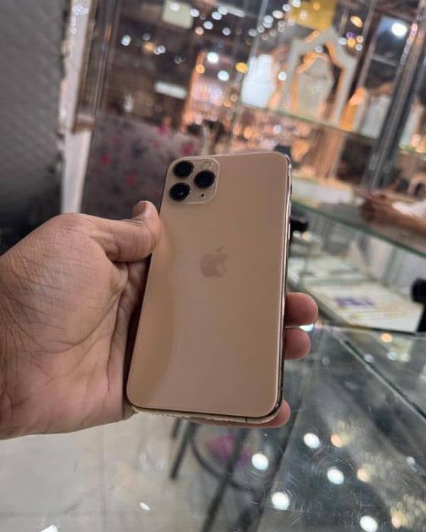 iphone 11pro 10by10 64gb 0