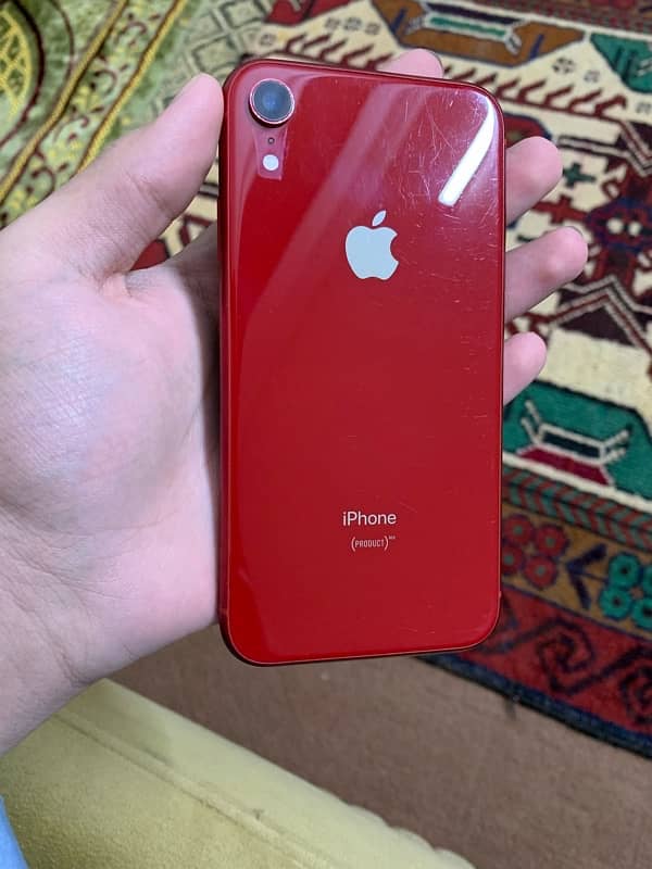 iPhone XR 0