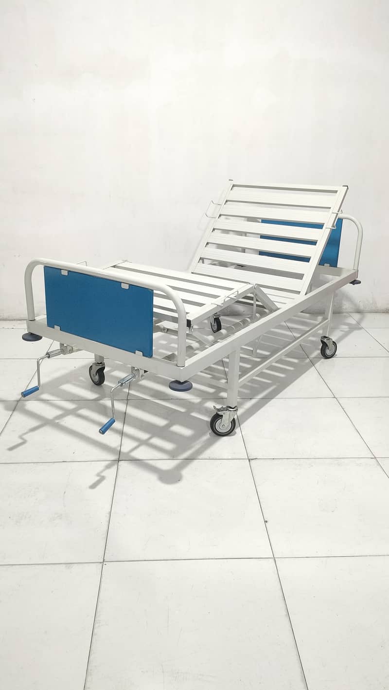 Manufacture Hospital Furniture Medical Bed Patient Bed Surgical Bed 3