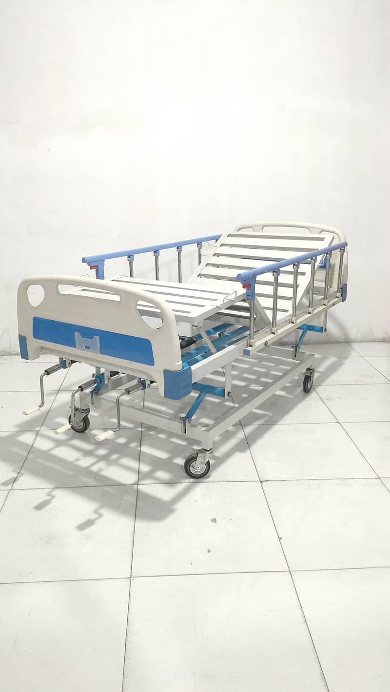 Manufacture Hospital Furniture Medical Bed Patient Bed Surgical Bed 6