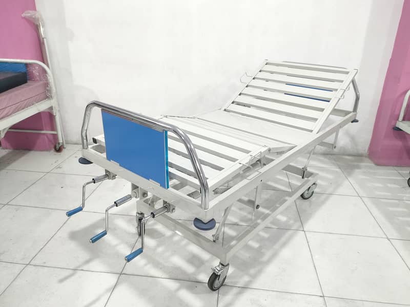 Manufacture Hospital Furniture Medical Bed Patient Bed Surgical Bed 12