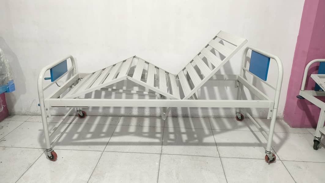 Manufacture Hospital Furniture Medical Bed Patient Bed Surgical Bed 18