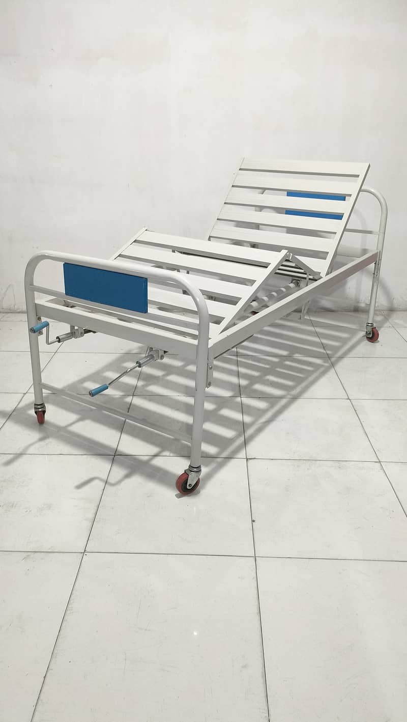 Manufacture Hospital Furniture Medical Bed Patient Bed Surgical Bed 19