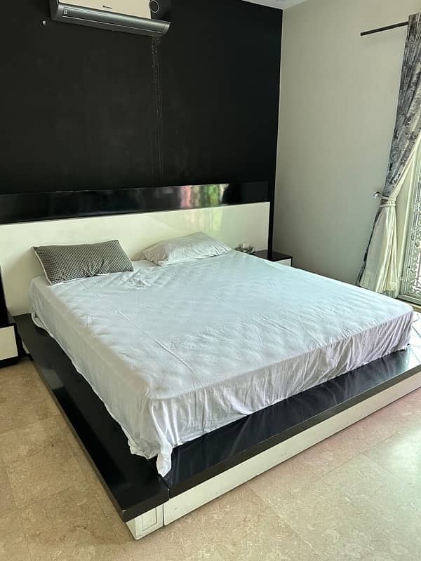 king size bed for sale 2