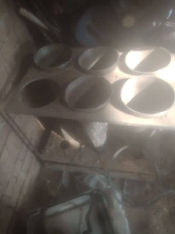 chicken ke kaam ke liye pinjra or 6 kopon ka set for sale h 4