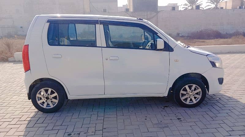 Suzuki Wagon R 2019 3