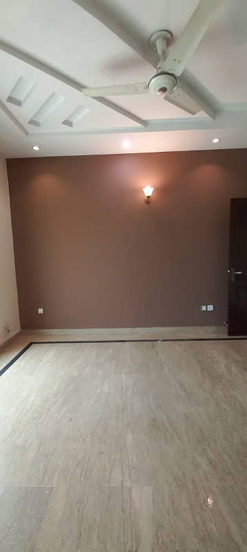 10 Marla Upper Portion Available For Rent In DHA Phase 6 7