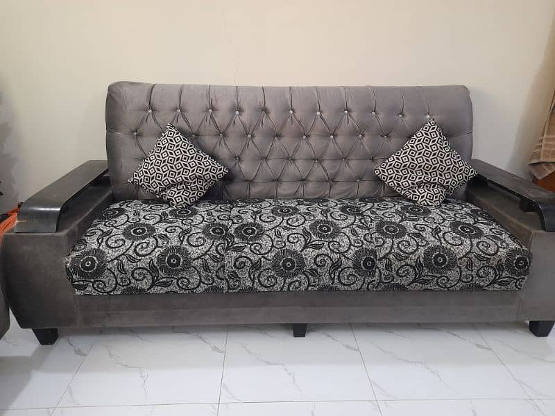 5 Seater sofa Set | Mint Condition 9/10 5