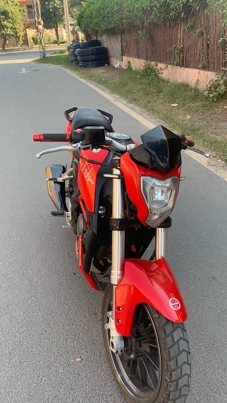 benelli tnt 25 heavy bike 8